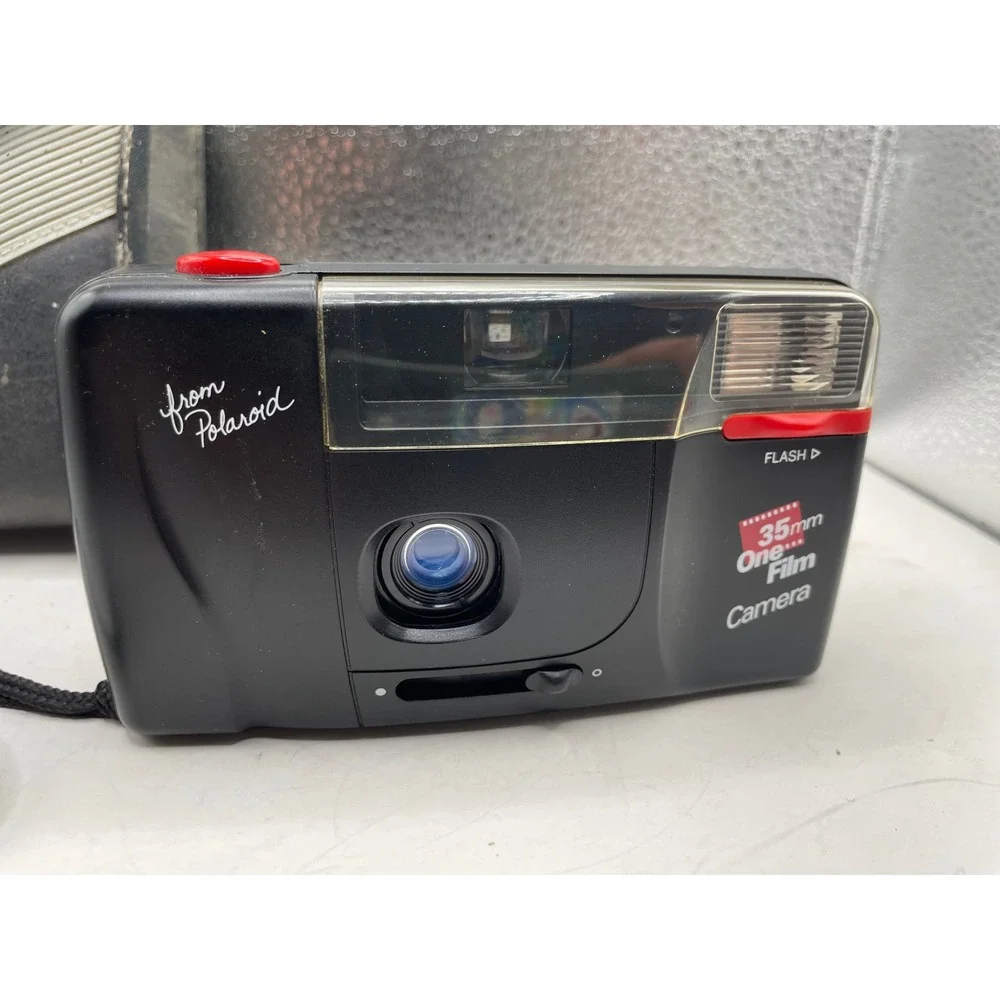 Polaroid 35mm One Film Camera with Keystone Vintage Carrying‎ Case